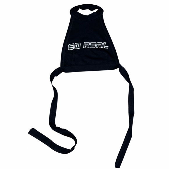 Gsuwoo Halter Top - Picture 2 of 4